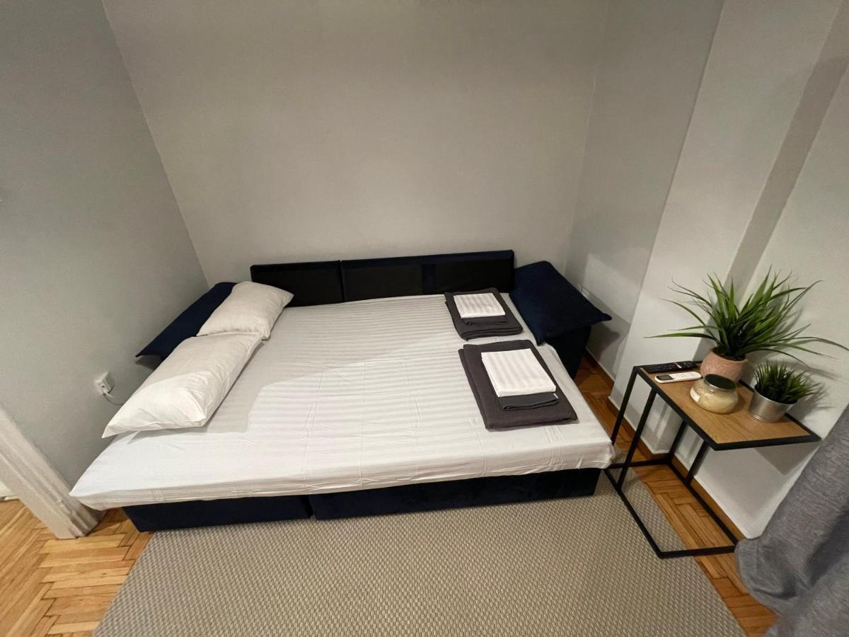 Kallimarmaro Place Apartment Атина Екстериор снимка